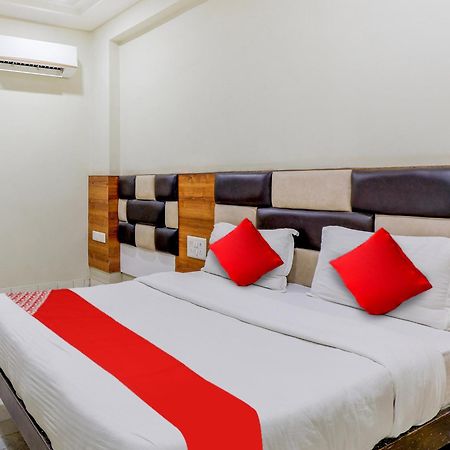 Hotel O Asopalav Naroda Εξωτερικό φωτογραφία